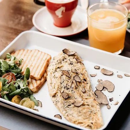 Five Elements Luxury Bed & Breakfast 4*