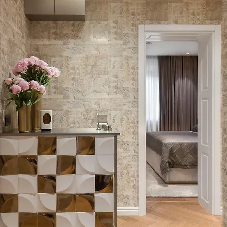 B&B Five Elements Luxury 스플리트