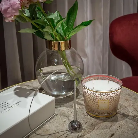 Bed and Breakfast Five Elements Luxury Σπλιτ